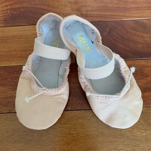 Bloch Ballet Shoes Flats Sz 8 dance shoes